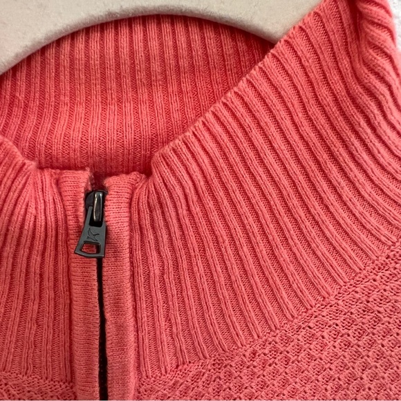 Eddie Bauer Coral Zip Up - Picture 2 of 8